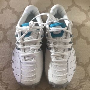 Adidas tennis shoes